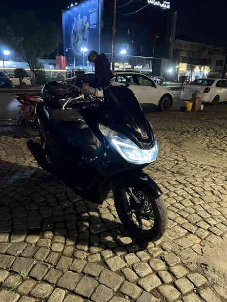 سلام عليكم شبابنه الطيبه 💙
بي سي اكس pcx جيل ثاني وارد ياباني JF
حساس ازدحام 
حساس ستاند 
الدراجه بيهه كسر بل بكلايت صغير مثل ما موجود بلصوره  
ماشيه ٤٦ الف 
الدراجه اذا لكيت مثل مكينتهه بخواتهه الجيل الثاني تاخذ الدراجه وفلس متنطي مكينه تخبل سبانه ممدوده عليهه توكف بصفهه متسمعلهه نفس مو صوت 
كفراتهه نضاف مرتبات 
شلعه ومعدل تخبل الدراجه متعرف طعم العادي كله محسن  دهن كله يورل دراجه كلش معتني بيهه مال جناي تطلع من البيت للشغل من الشغل للبيت حتى ماعندي وقت اطلع بيهه احتاجيت فلوس وريد ابيعهه 
سعرهه💸14💸وبيهه مجال واي شخص يجي هلا بي واحطه على راسي 
مكاني بلقاهره مول القاهره 
رقمي ***********📲
