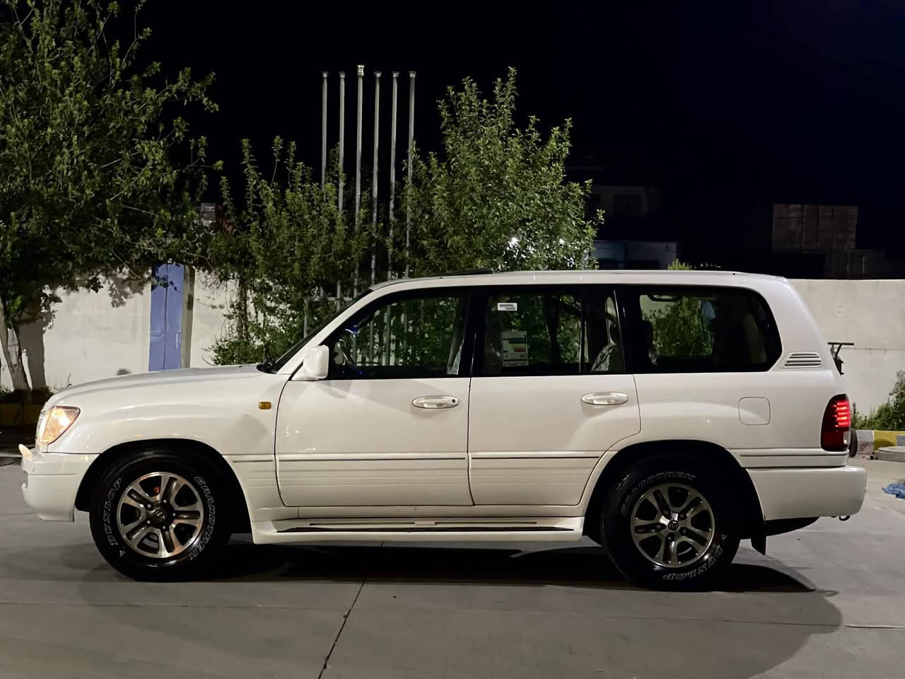 سلام عليكم   ليگزز موديل ٢٠٠٦فول مواصفات خليجي سيارة جديدة كلو بشرط كير محرك مامفتوح ٢قتعة صبغ بدون دةواخل مكان اربيل بدون مراوس بس بيع سعر ٢٣٥وةرقة رةقم ***********
