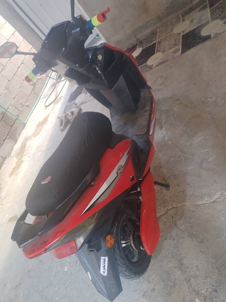 باسكل شحن مراوس باحدث ونطي فرق اشعندك نزل ويه السعر


**إذا كنت صاحب هذا الإعلان وتريد حذفه لأي سبب، رجاءا أرسل رسالة إلى الدعم الفني**