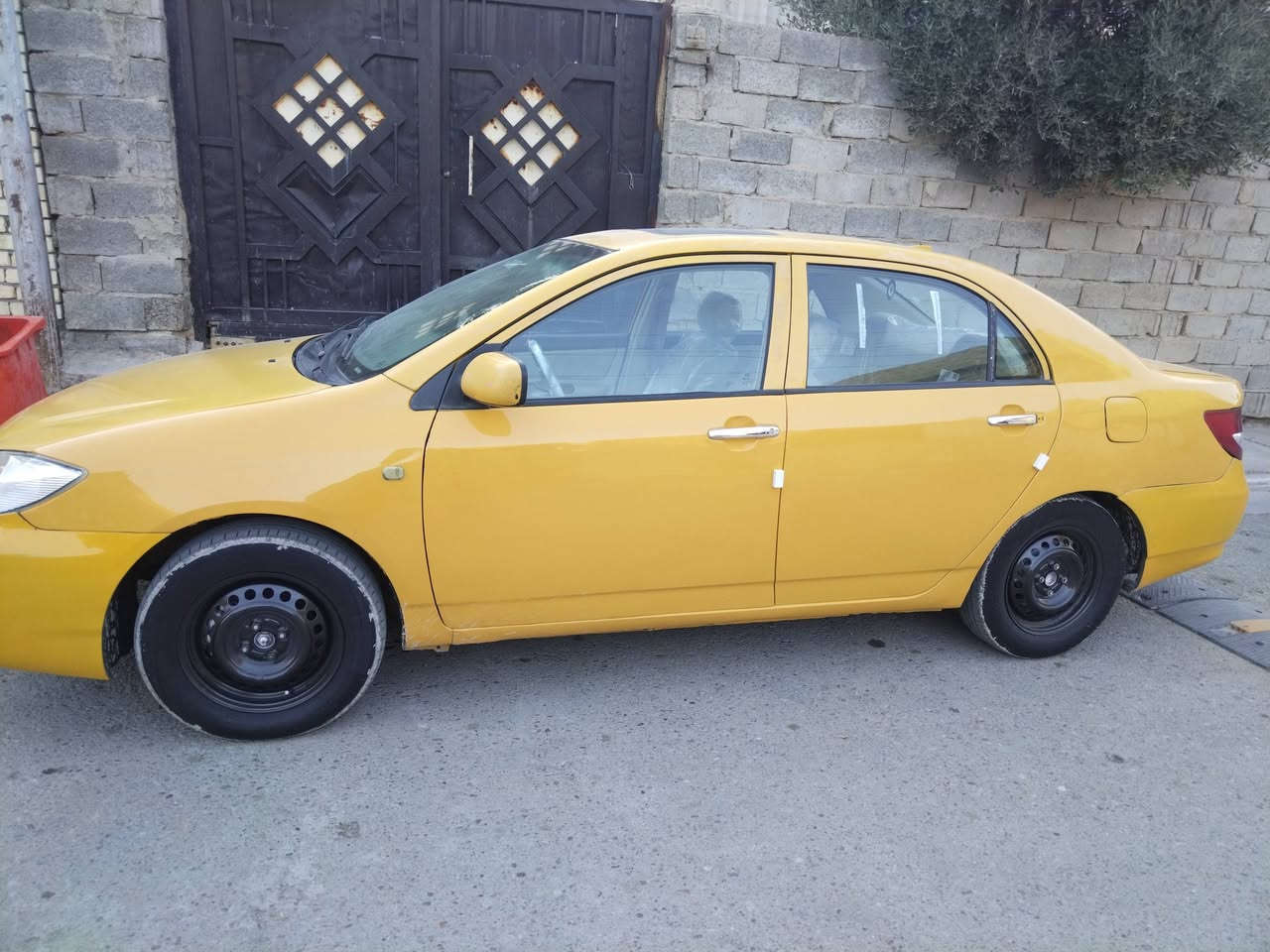 بي واي دي 2011كير مكينه مكفولات مكينه لانسر بيهه جاملغ مبدل وصبغ هلالات فقط لاتبخير ولا تنقيص صدر امامي خلفي كله جديد ***********السعر 47
