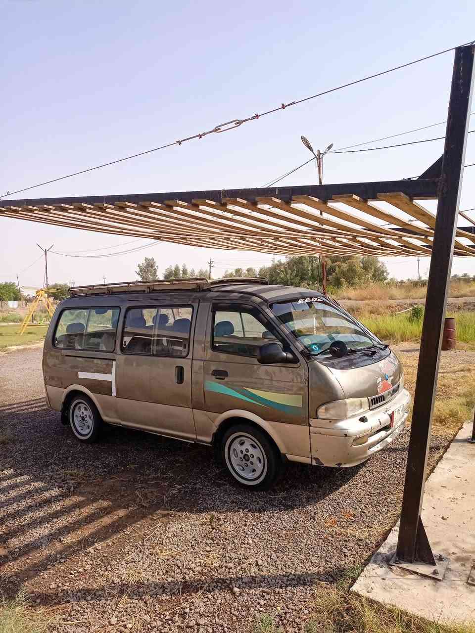 سلام عليكم بريجو موديل 98 سياحي أصل رقم بغداد سيارة بلادية ما بيها قطرة صبغ ما عدأ الباب السلايت مرشوش فقط شواصي 4 كفالة عامة مكينة كير أكسن مال حاوية من الشيخ عمر ،كشنات بطاين بلادية مال 2000  كهربائيات شغالة حتى الماسحة الخلفية مكاني بغداد، مصفرة هيئة ومرور السعر 85$ وبيها مجال قليل الاتصال *********** /***********
