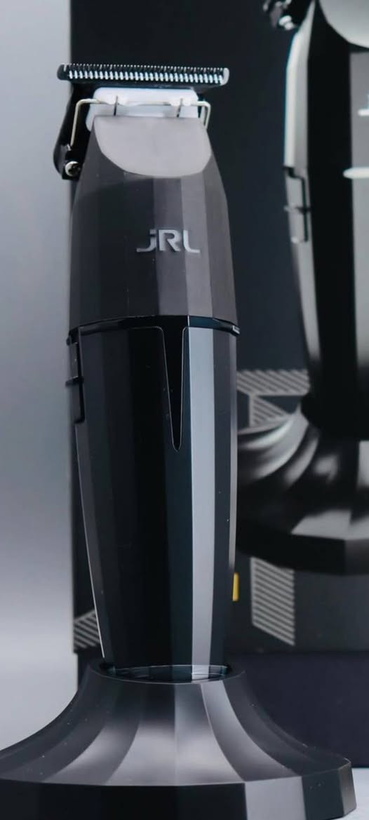 سلام عليكم سنيور من شركه اطلس البيع صالي شهر من أخذته نضيفه شخط مابيه تجي وشوف جي ار بل باكيت  يعني تفتح على ايدك رجاء الاحد يكسر مو شراي لا تراسل عنوان بغداد: شهداء البياع الرقم:*********** وتساب فقط
