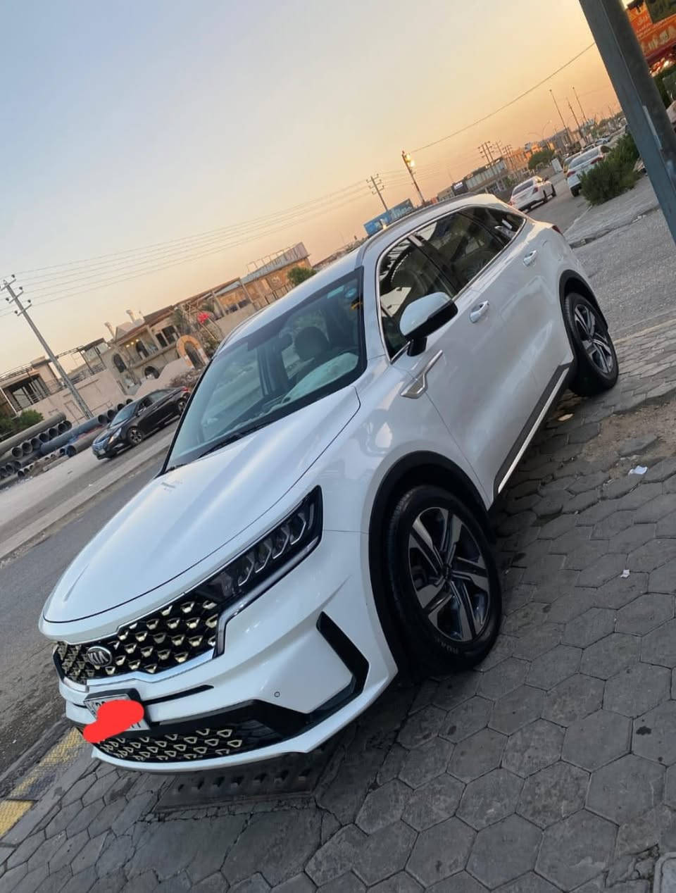 سلام عليكم سورنتو موديل 21 رقم اربيل ماشيه 77 الف حقيقة محرك سته سلندرفول مواصفات عده البنرامه كير موس كشنات جلد كشنات كهربائيه لايت  اربع عدسات جي بي اس سايد بريك بصمه السياره جديده بمعنى الكلمه مال بيت بيه بارد بلباب الاماميه مال صدر مكان السياره كوت نعمانيه ***********
