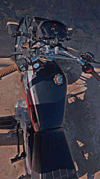 ماطور للبيع 2025 محرك غطاس هونزده الاصلي
كل عيب مابيه السعر 640 بيه مجال للشرايه
يرهم نقد يرهم فقد 
*********** /العنوان جباره
