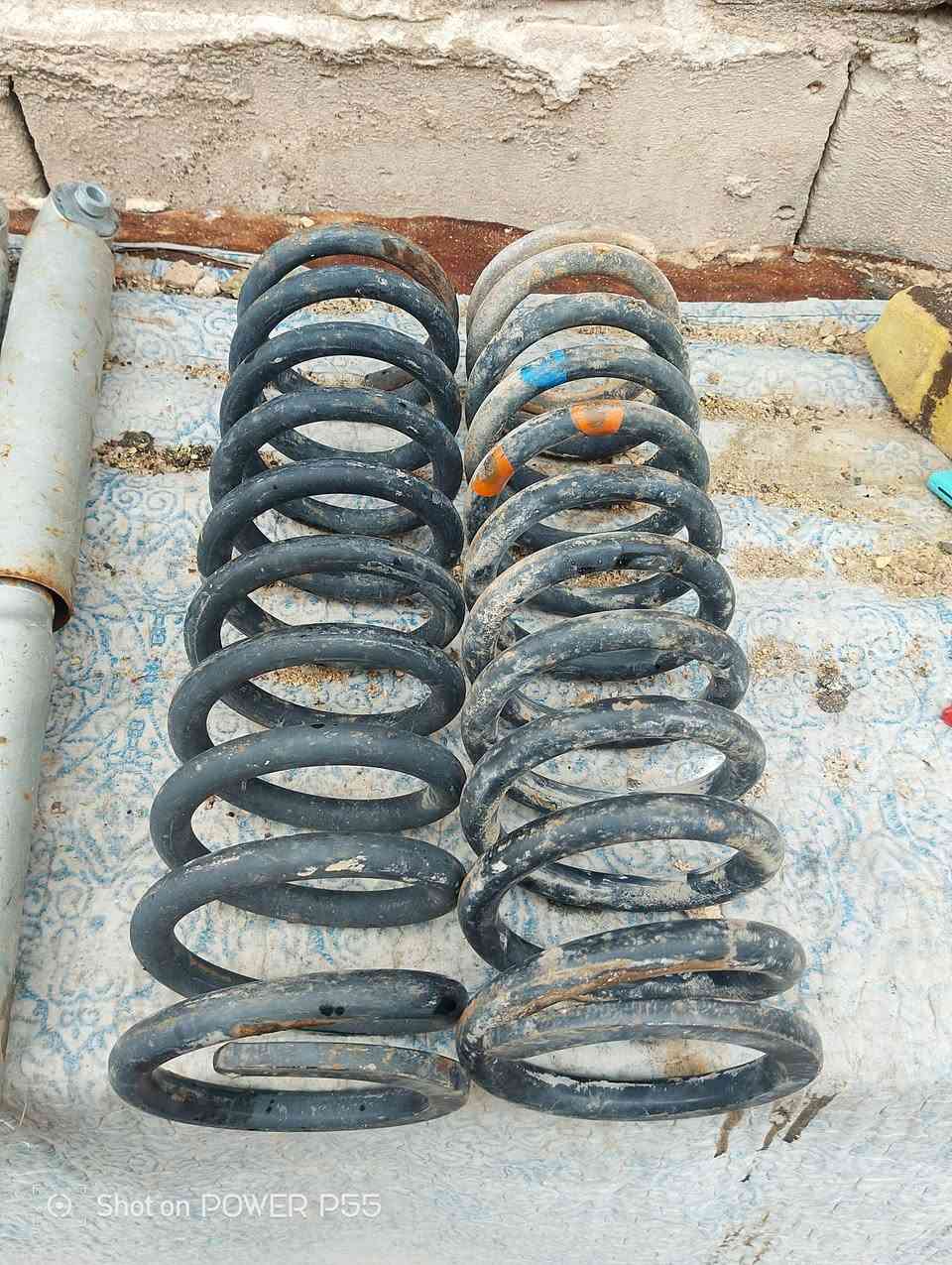 السلام عليكم 
دبلات امامي مع لوي حاويه بطه هارتوب ارنب سعرهن 125 
دبلات خلفي جديد ما مستعمل لاكن متروكات سعرهن 40
***********
