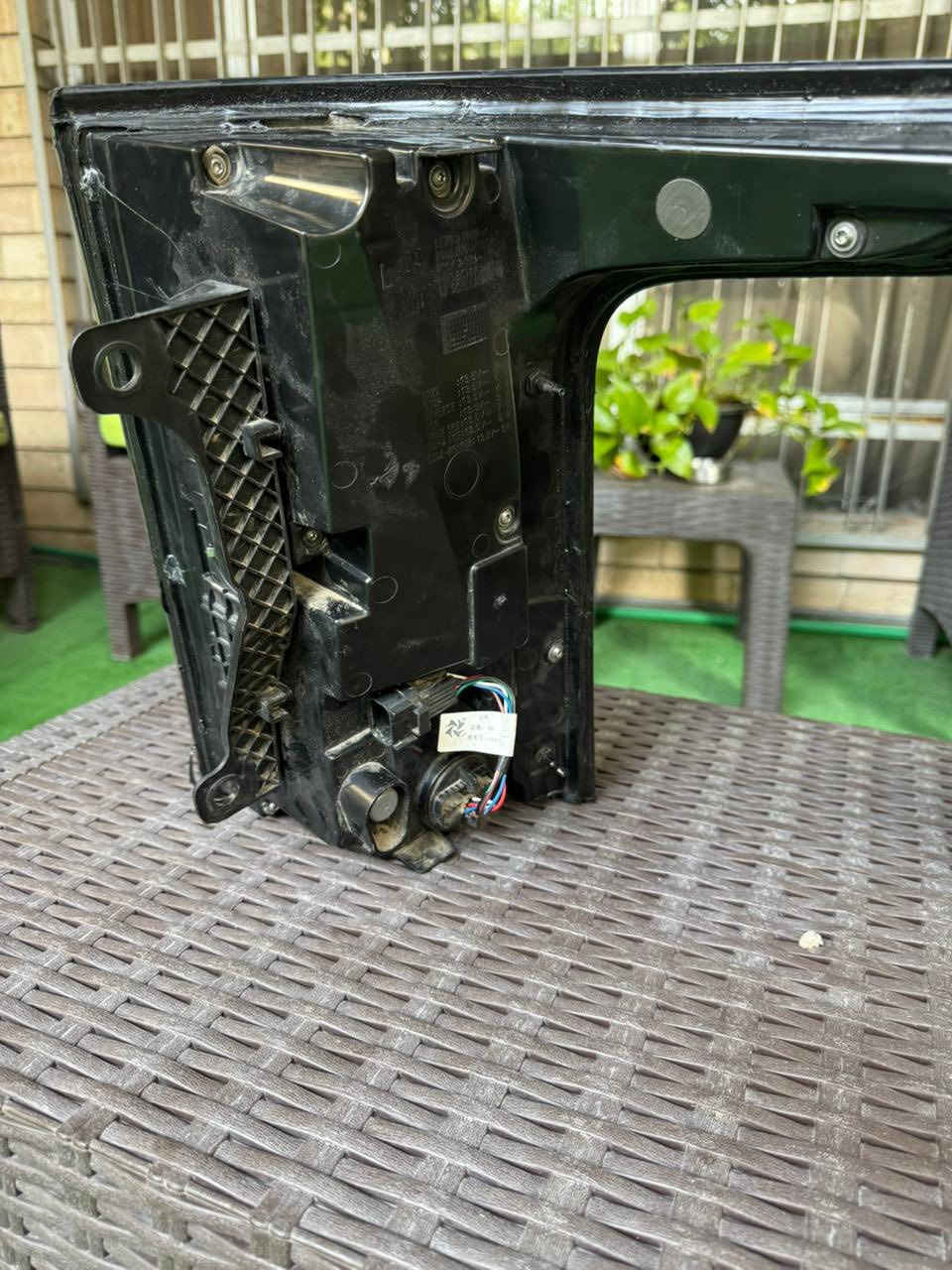 السلام عليكم
بك لايت رانج روفر 2016مبدلة الجامة مالتة جاهز وشغال وعلى الفحص السعر 200الف دينار للاتصال ***********
