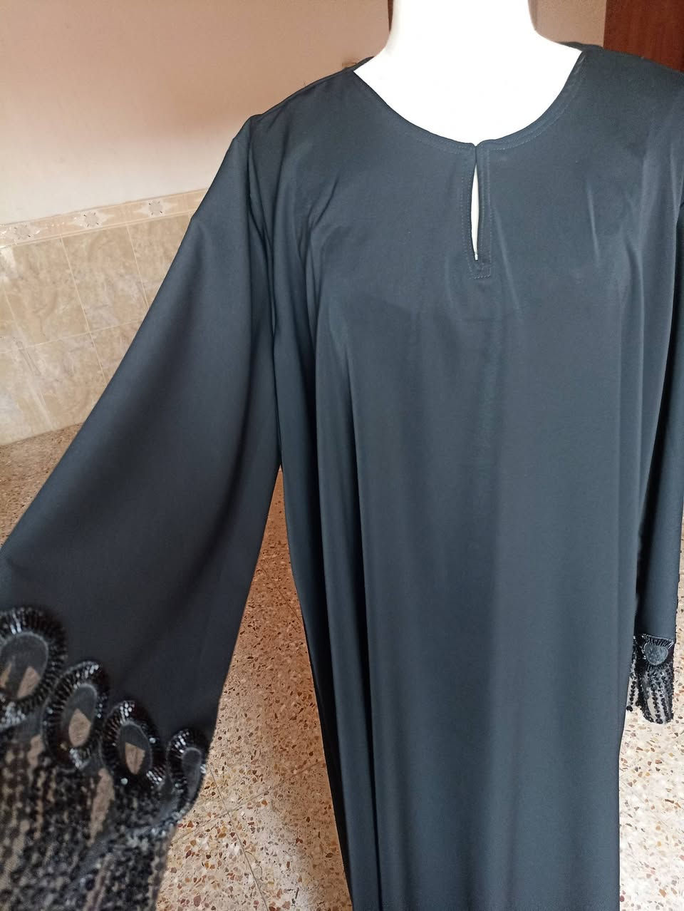 السلام عليكم 
خياطة حسب الطلب وانفذ جميع التصاميم والموديلات
عباية حجم خاص هيه وشال تم تنفيذه حسب الطلب
لحجز والاستفسار مراسله 
توجد خدمة توصيل داخل الديوانية لجميع المحافظات
#ايكسبلور #fdy #خياطة #الديوانية #سوتات #دشاديش #عبايات #فساتين


**إذا كنت صاحب هذا الإعلان وتريد حذفه لأي سبب، رجاءا أرسل رسالة إلى الدعم الفني**