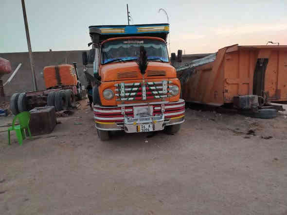 السياره للبيع رقم البصره انكليزي بأسمي تحويل مباشر السعر المطلوب 35 مليون وبي مجال….العنوان الانبار حديثه للاستفسار اتصل على الرقم ***********
