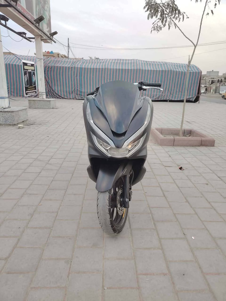 شباب سلام عليكم درجة بي سي اكس جيل ثالث دراجة جديدةمال رمبه شرط وكاله مكينة ناعمة شلعه ومعدل ماشيه 21حقيقي خير من لله استفسار على هذا رقم ***********
