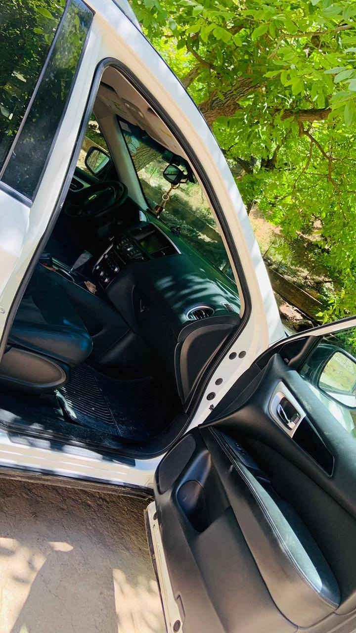 سيارة نيسان باس فندةر 2019 Sv
كير مكينة شةرت تحويل شةرت 
فول موصفات بس بيدون سلايت 
شةش قطعة سبغ بيدون داخلي بيش باش كةبس 
عنوان سيارة ئاكري 
سعر 143مجاليكي كيم 11 غرامه نزل سعر
*********** اكر, نينوى
