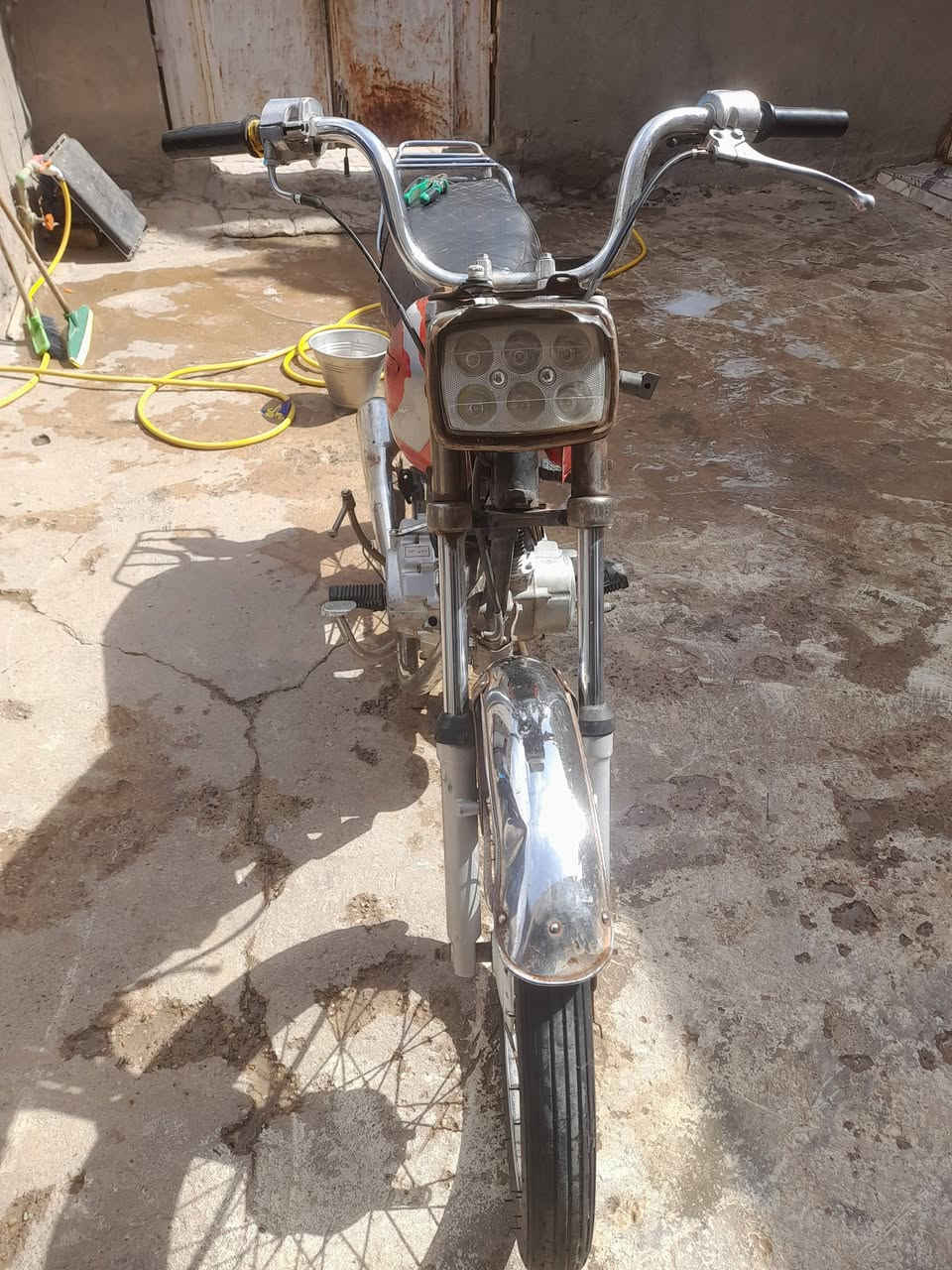 دراجه البيع بدون وراق
سعر  ٣٥٠ 
بل قادسيه  @
***********
