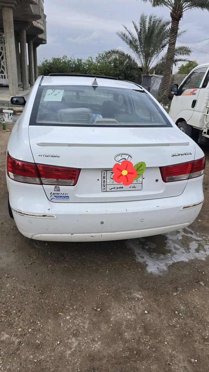 السلام عليكم سوناتا 2011 خليجي رقم بغداد سيارة بيها قطعة وحدة تبديل باب جهة السكن مبدل بلادي نفس اللون تبريد شغال اشاير بالمري تنتة مري تحكم كهربائي للاستفسار الاتصال السعر 135.   ***********
