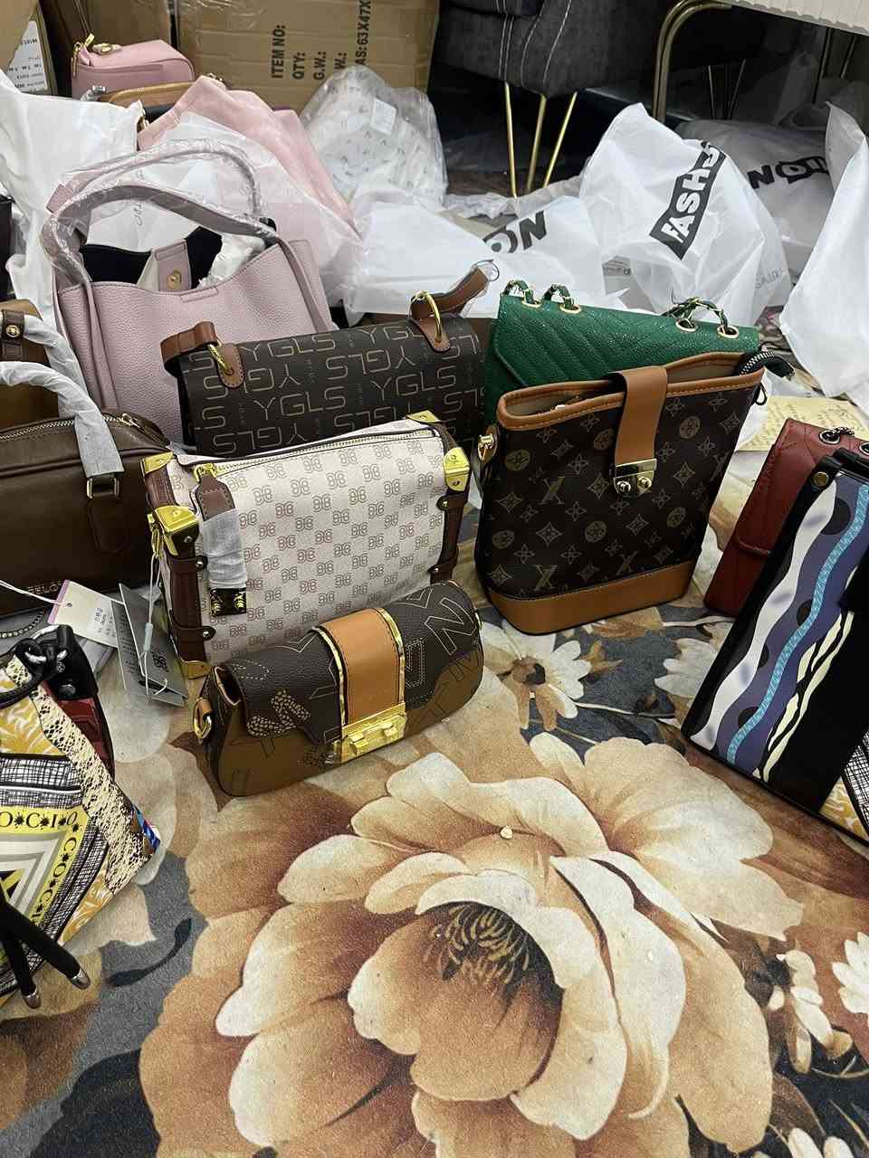 جنط نسائي اوربي جديد مامستخدم


**إذا كنت صاحب هذا الإعلان وتريد حذفه لأي سبب، رجاءا أرسل رسالة إلى الدعم الفني**