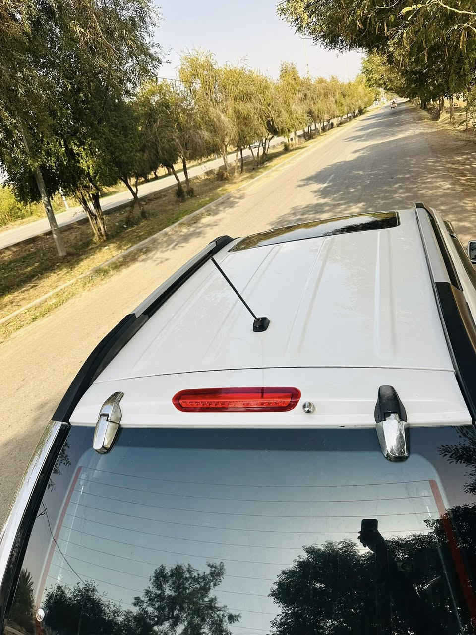 سلام عليكم كيا سبورتج خليجي فول مواصفات 
واحد ع واحد محرك 2000 السياره جديده كلش 
وجاهزه اي نقص مابيها رقم بغداد بيها 3 قطع صبغ 
فقط المكان بابل *********** 
السعر
