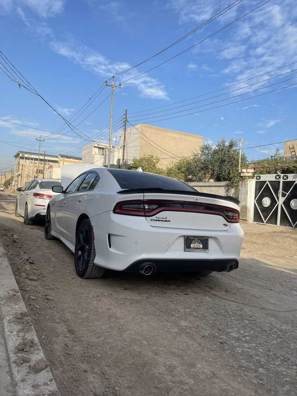 السلام عليكم 
للبيع جارجر R/T موديل 23فول موصفات حادث جاملغ وبنيد مثل ما موضح في الصوره ماشية ٩ ألاف السيارة معمره وكالة مكان السيارة بابل مركز مدينه للاستفسار اكثر اتصل على الرقم 
***********
243$
