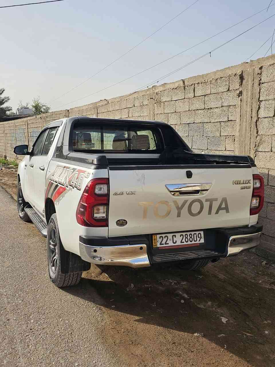 السلام عليكم
 تيوته هيلوكس TRDكفاله عامه
موديل ٢٠٢١ فول موصفات
مكان بغداد سعر ٣٢
***********
