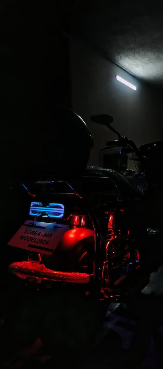 ــــــــــــــــــــــــ اللهم صلِ على سيدنا محمد ـــــــــــــــــــــــ

دراجة جبلي كوري ام خشة 
#للبيع 
ـ نضافة ماشاء الله ١٠٠/٩٩
ـ بطاريات  ٦ جدد عل فحص  
ـ تشغيل عن بعد 
ـ صافرة انذار مانع سرقة 
ـ سرعة ٩٩ حقيقي 
ـ موديل 25 
ـ لايت زنون 
ـ سستم سماعات 

🔴 سعر وباقي تفاصيل اتصل عل رقم وتدلل 

مكان : فلوجة ناحية الصقلاوية 

*********** متوفر واتساب
