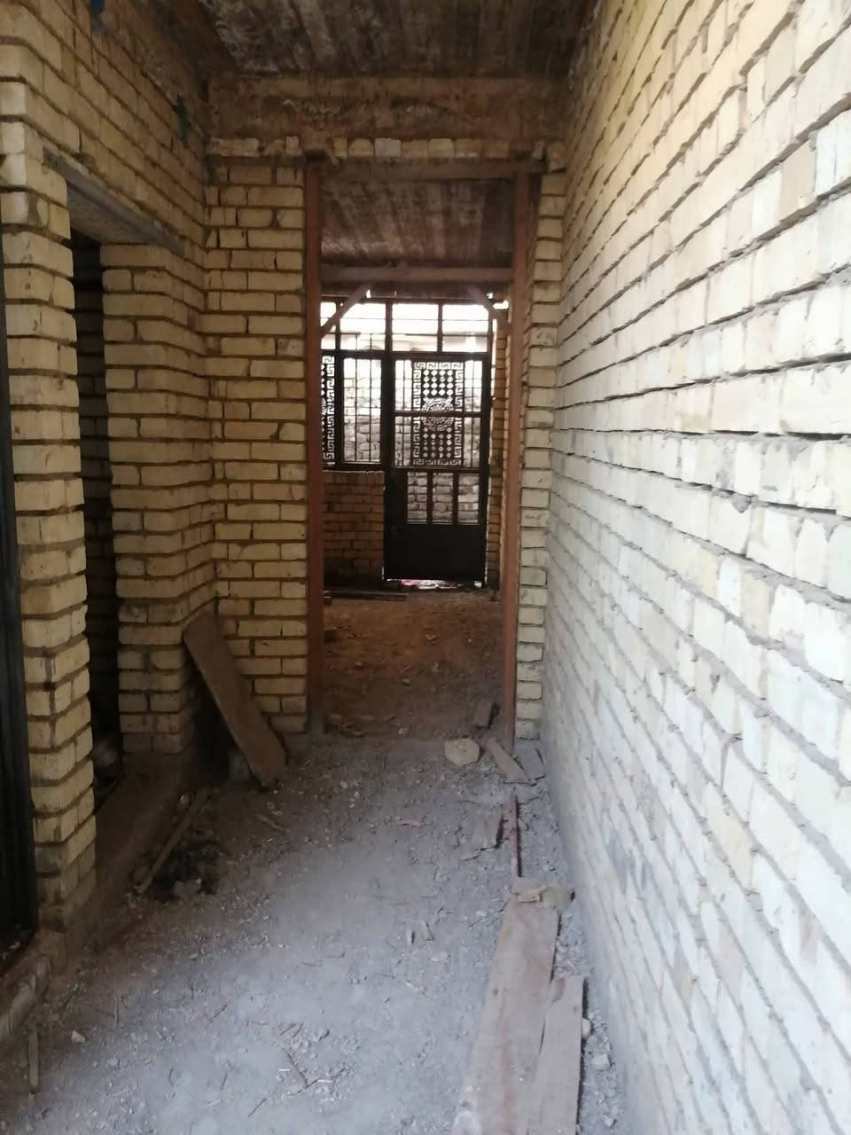 السلام عليكم
عندي بيت طابو صرف

بسمي

مكاني زعفرانيه

شارع الكهرباء

يم مدارس الحديد الايرانيه

حي سندباد 

طابو صرف سعر ٧٢ وبيه مجال

بعده هيكل شغل

 درجة أولى أسلم مفتاح 

طابق واحد

واجهة تطعيم

كاشي مع سيراميك

 مي كوي

تغليف درج

جص وبياض

ستاره مع بيتونه 

خدمات فول

 رقمي ***********
