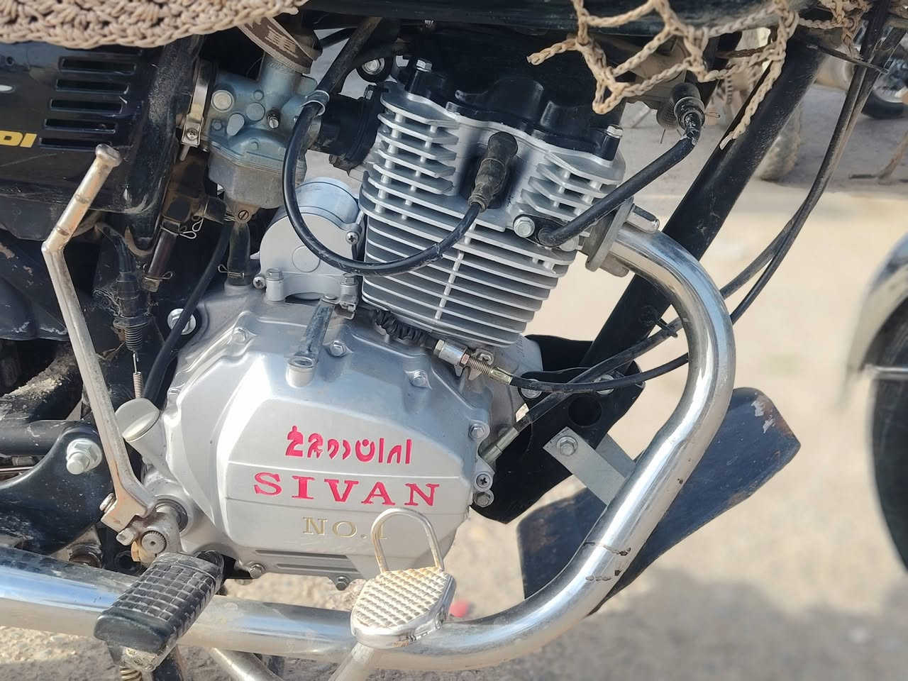 سلام عليكم ماطور للبيع سافين 2023 ( 2) سويجات بيه منفيس كامل شرط محرك شغل وامشي سعر 550 الف وبيه قليل
مكاني الحويجه 
***********
