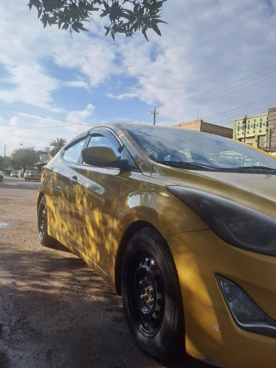 السلام عليڪم 
النتره مضلع موديل ١٦ وارد امريكي ليبل واحد كلين بدون ضربه ولاتبديل  
رقم بغداد بسمي  مكينه صدر تايرات تبريد كله نضيف وضع شركه  
ماشيه ١٦٠ 
مكان بغداد  *********** 
السعر ١٢٠
