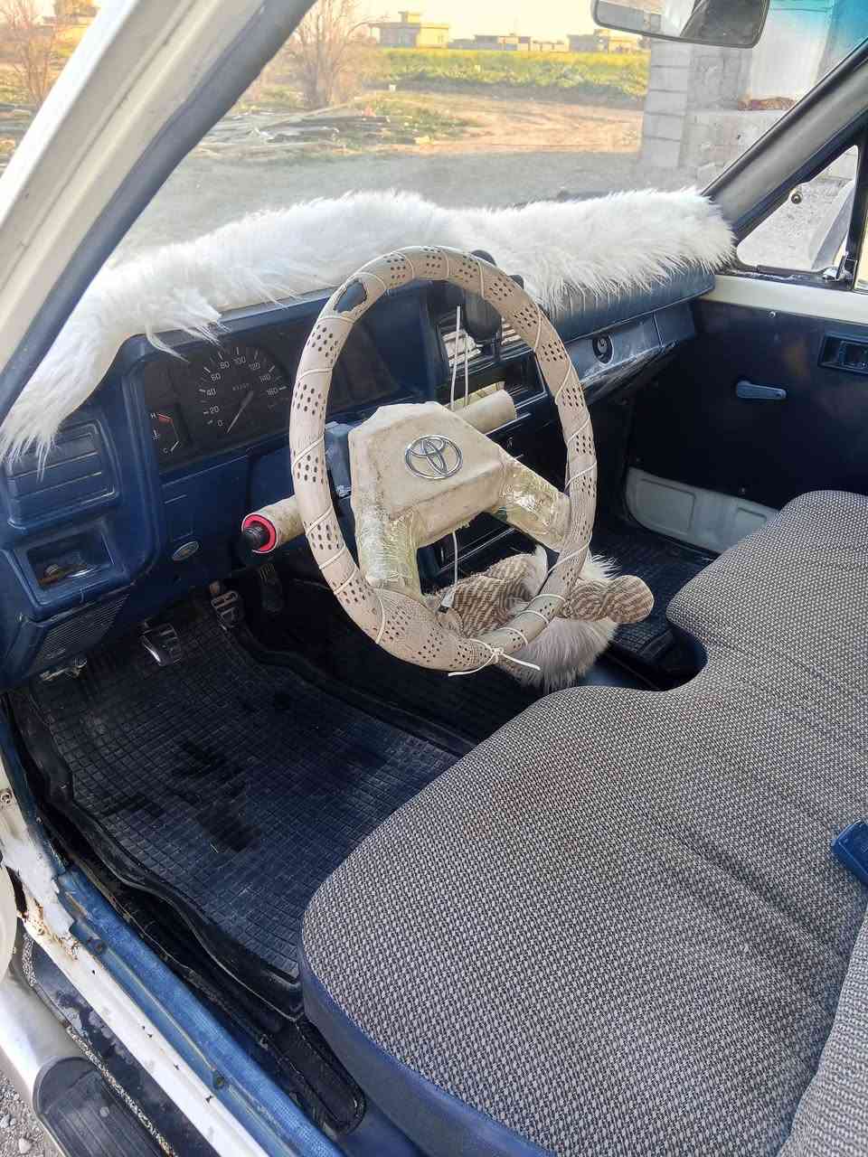 بكم 1985رقم كركوك مشروع وطني شرط اتحويل ول وكاله
كير محرك اكسل شرط تخم تاير نص عمر صدر حلو دوشمه حلوه العنوان الحويجه السعر40$وبيهامجال مكلف بنشر رقم صاحب السياره***********
