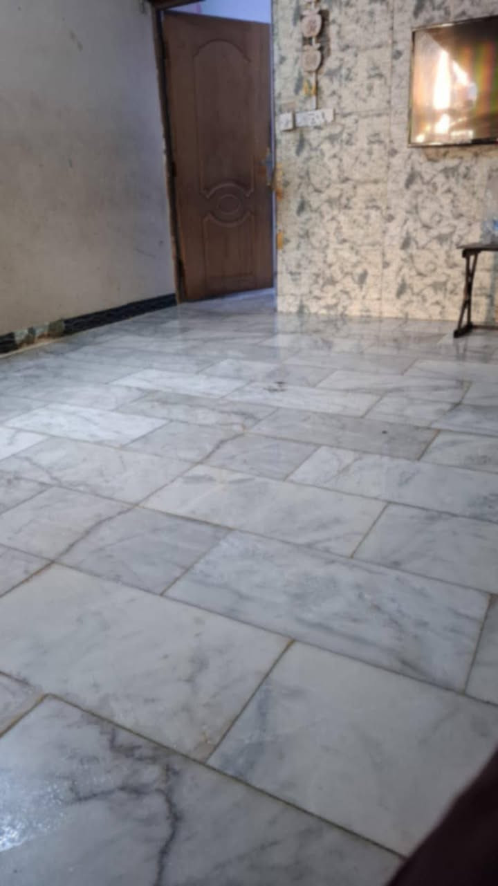 🏠 دار للبيع – فرصة مميزة
📍 الموقع: المشتل – بين شارع مدارس وزيدي
📐 المساحة: 67.5 م²
▫️ الواجهة: 4.5 م
📑 الطابو: عكادة
🏢 عدد الطوابق: 2
💰 السعر: 160 مليون دينار (قابل للتفاوض)
📞 للاستفسار والاتصال:
***********
