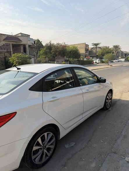 السلام عليكم اكسنت خليجي موديل ٢٠١٨ لون ابيض
السيارة فول فتحة وتحكمات ماشية ٦٣ الف محرك كير كفالة 
صبغ فقط الدوسة مثل ما موضح بالسونار لباقي كفالة السيارة نضيفة مال بيت سنويتها منتهية صار سنتين ينزل من سعرها 
مكاني الطالبية ولسيارة سعرها ١٢٥ 
***********
