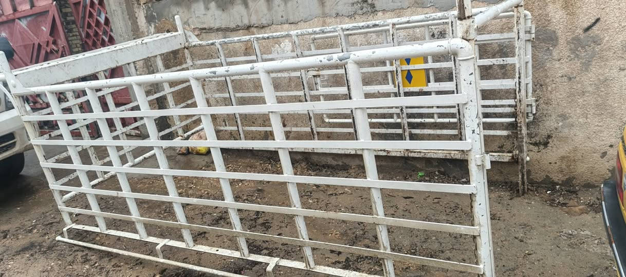 محجر فحل بوري 800 كامل دروجه ومال باب ***********
