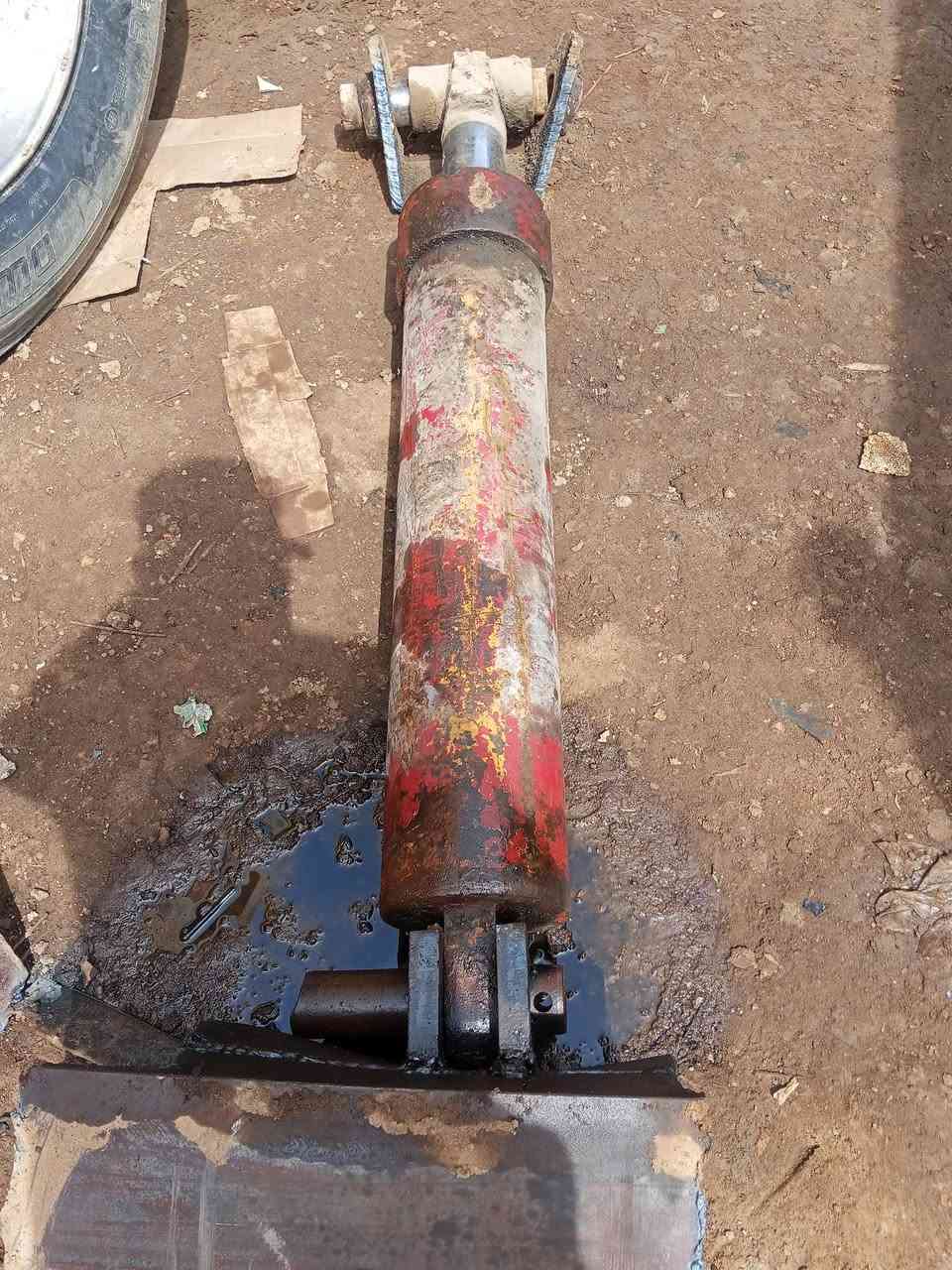 السلام عليكم جاك ابو صاروخ للبيع الرقم***********
