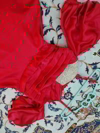 فساتين • وزن ٦٠-٧٥ • لبست ساعة