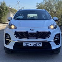 عندي سبورتج 2020 السياره كفاله من الصبغ والضربه والتبديل بيها مكانين ص...