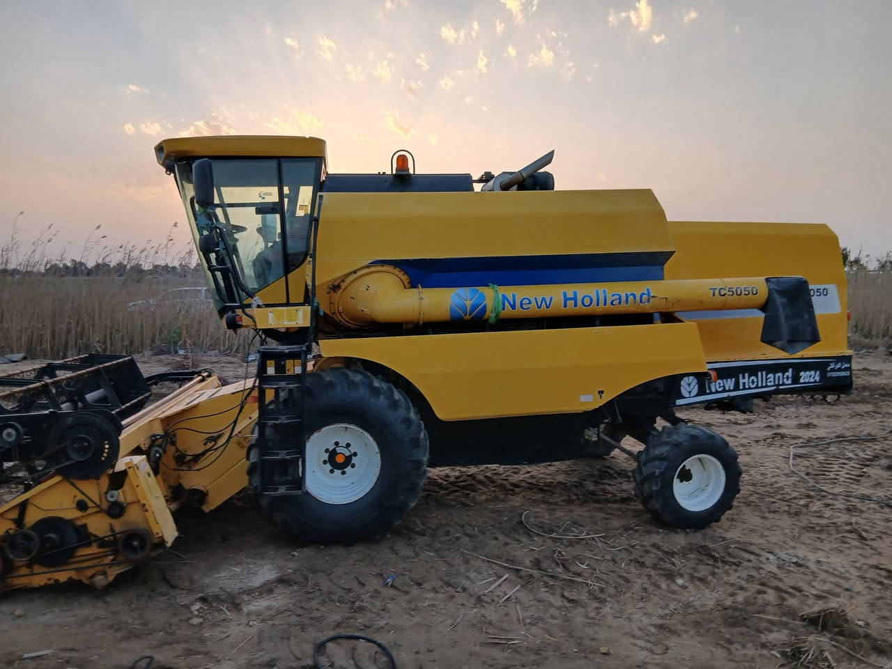 حاصده موديل 2014 مكفوله كفاله الحجم 50\50 المكان واسط ر
قمه بسمي مكاني الشحيميه
الاتصال***********
