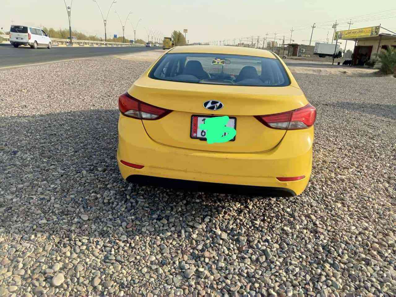 لنترا 2015 خليجي تكسي  بسمي سنويه 28 طابوكه جديده حداديه كير كفاله تبريد سعر 95 وبيها مجال بسيط..***********
