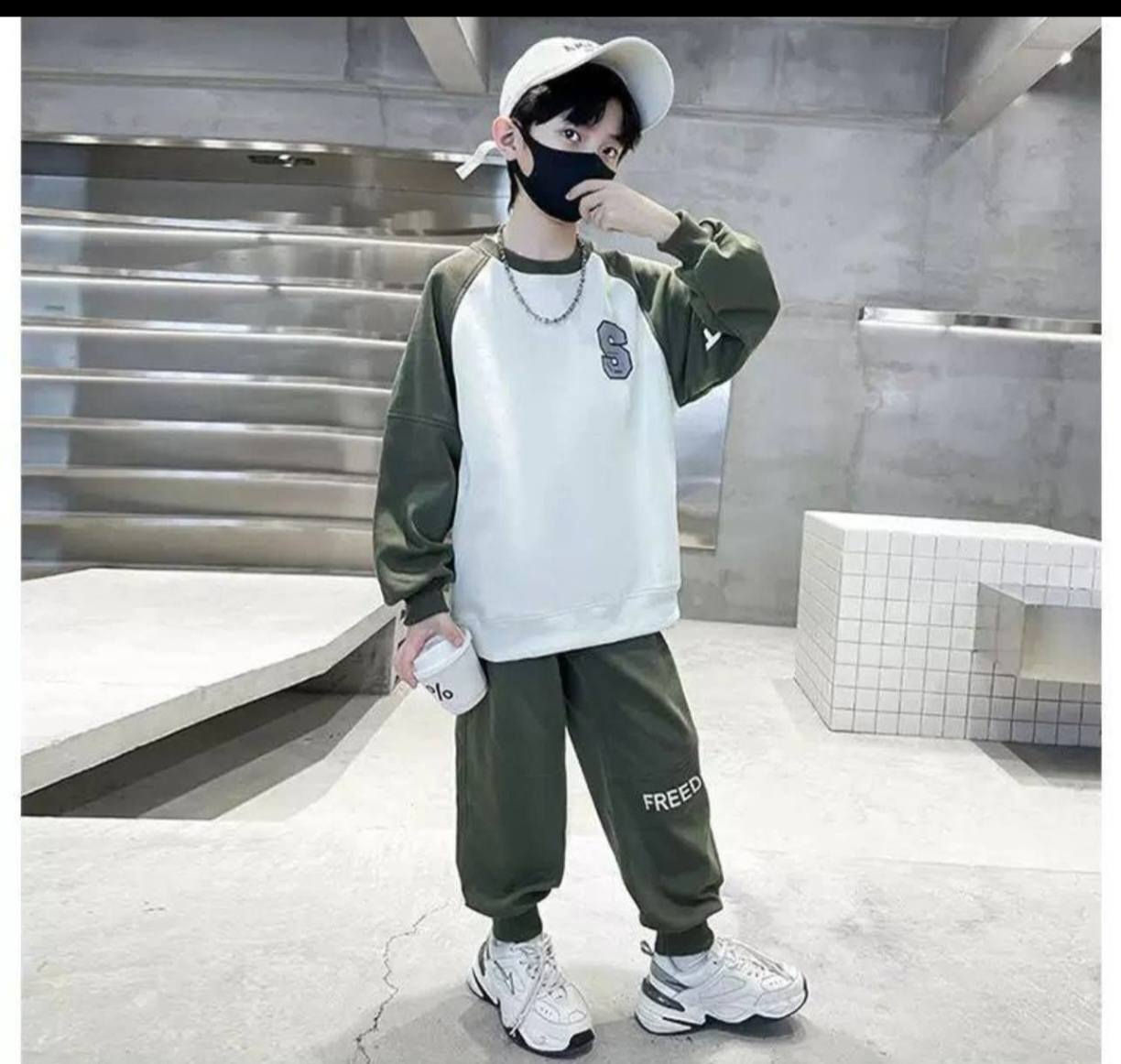 تراكات كوريه
القطعه ب14 قطعتين ب25
الحجز عن طريق بيج جوجو كوين لجميع الألبسة


**إذا كنت صاحب هذا الإعلان وتريد حذفه لأي سبب، رجاءا أرسل رسالة إلى الدعم الفني**