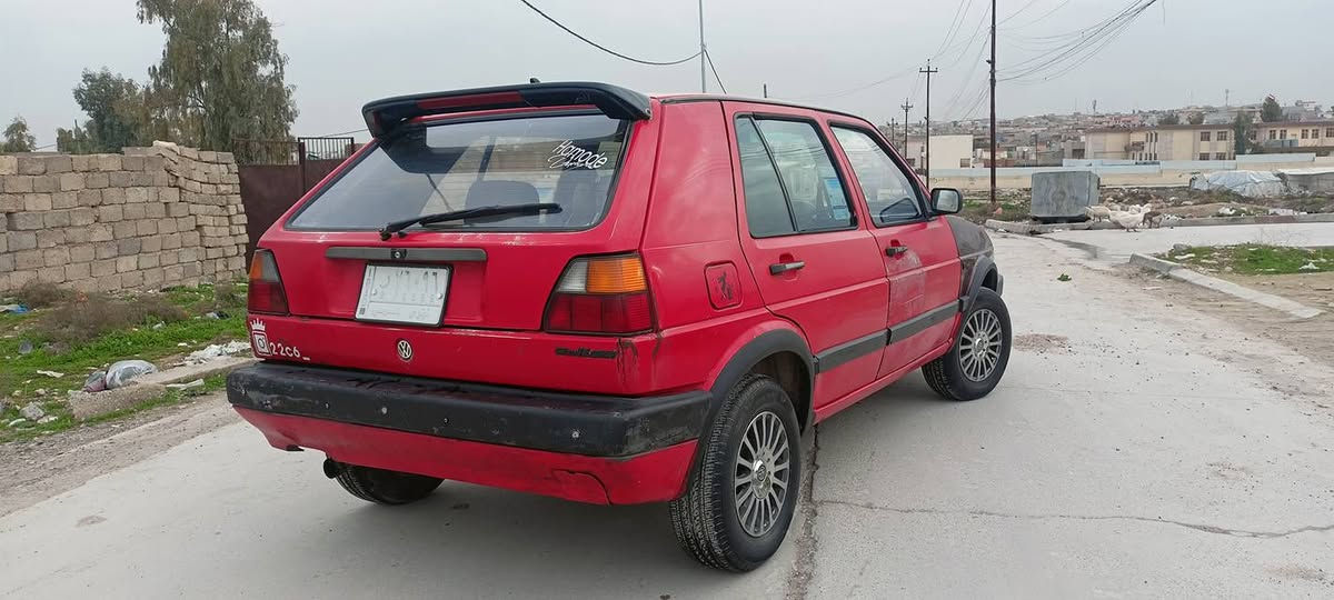 سلام عليكم للبيع كولف موديل 91 محرك 0.8 السياره جاهزه من كلشي كابون بنزين تايت اخو جديد رقم الماني نينوئ  وبسمي السعر خابر ودلل

  للاستفسار اكثر عل ***********
