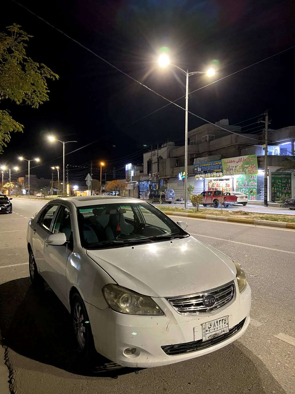 Byd 2013
گێڕو مەکینەی کرۆلا 

چوار جام کارەبا 

سەنەوی لە گەڵە 
گێڕە کەی لە وەستانە  تۆزێک درنگ بەدلێ دەکات 
27 گەڵا

کەلار . ژ.م ***********
