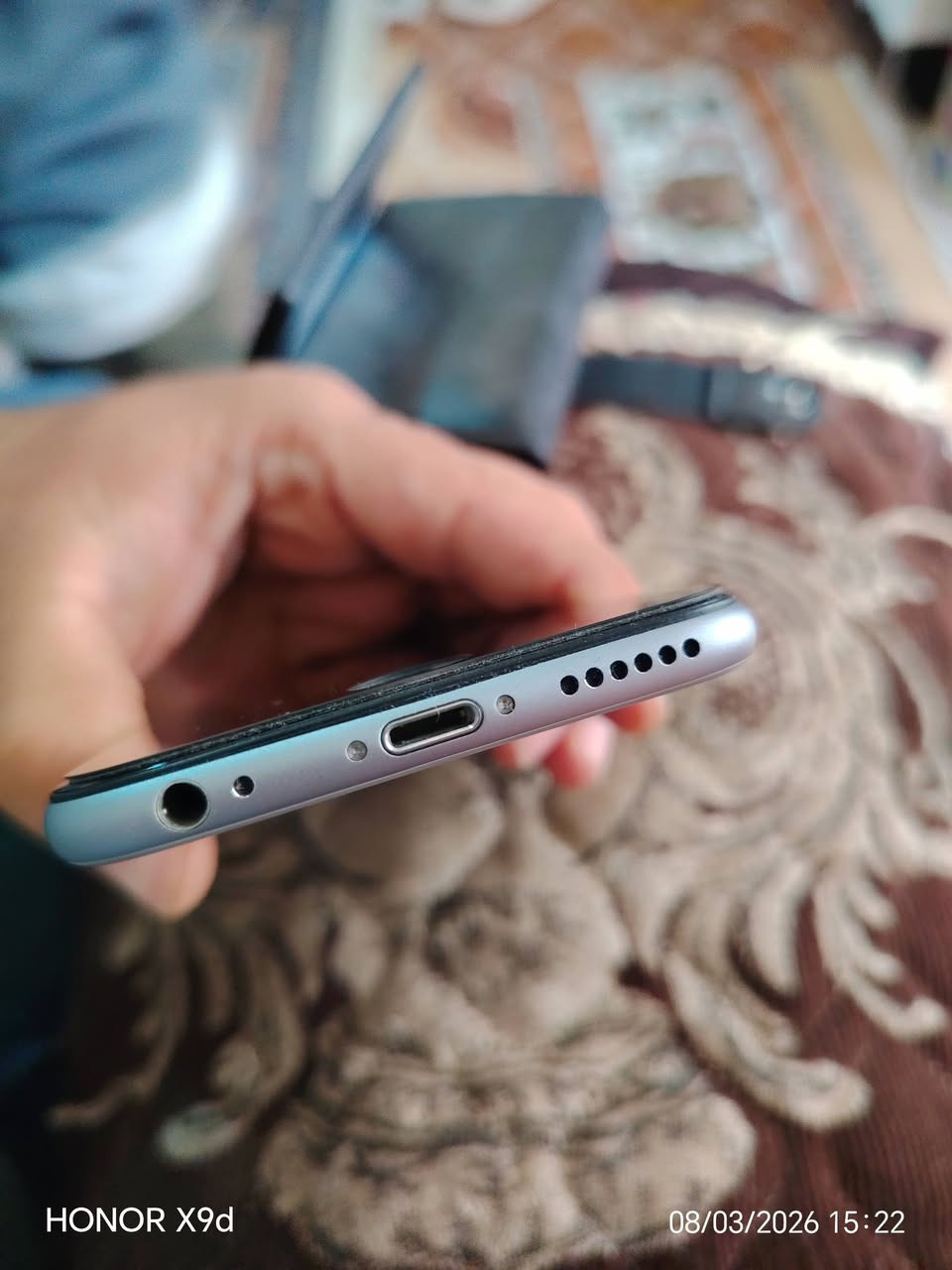 ايفون 6 ذاكرة 16 نضيف اخو الجديد
بطارية 100 
مزاد يبدي من 20 الف


**إذا كنت صاحب هذا الإعلان وتريد حذفه لأي سبب، رجاءا أرسل رسالة إلى الدعم الفني**