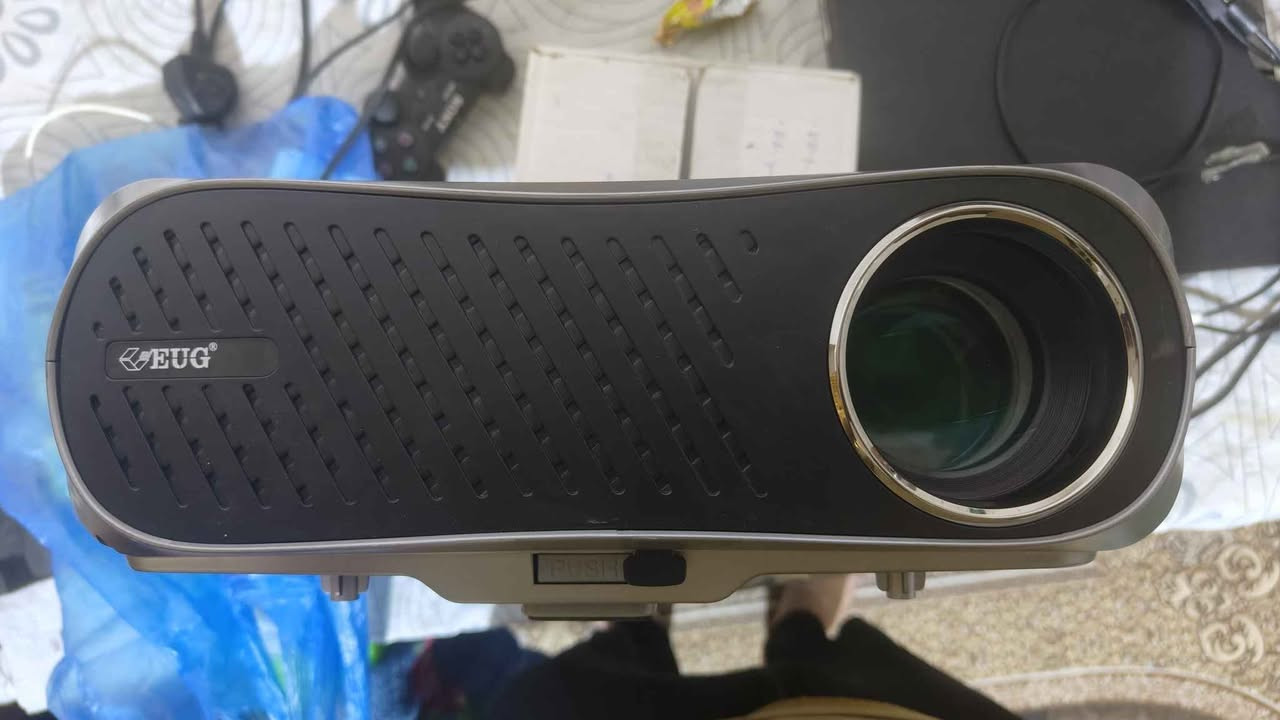 داتا شو حجم كبير 
سمارت أندرويد 
بيهة دبل سبيكر 
مع ماوس جديد
السعر 125 الف 
متوفر توصيل لكل محافظات العراق البصرة, العراق


**إذا كنت صاحب هذا الإعلان وتريد حذفه لأي سبب، رجاءا أرسل رسالة إلى الدعم الفني**