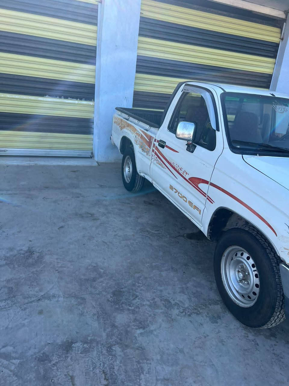 سلام عليكم البيع تيوته جمره موديل 2002 مكفوله محرك كير كهربائيات كله شغاله محرك ما حاط سبانه عليه سنويه مجدد 28 بسمي تحويل ثاني يوم بسمك   رقم وسط مشروع وطني  اكثر الاتصال
*********** بي واتساب
و خاص  موجود
