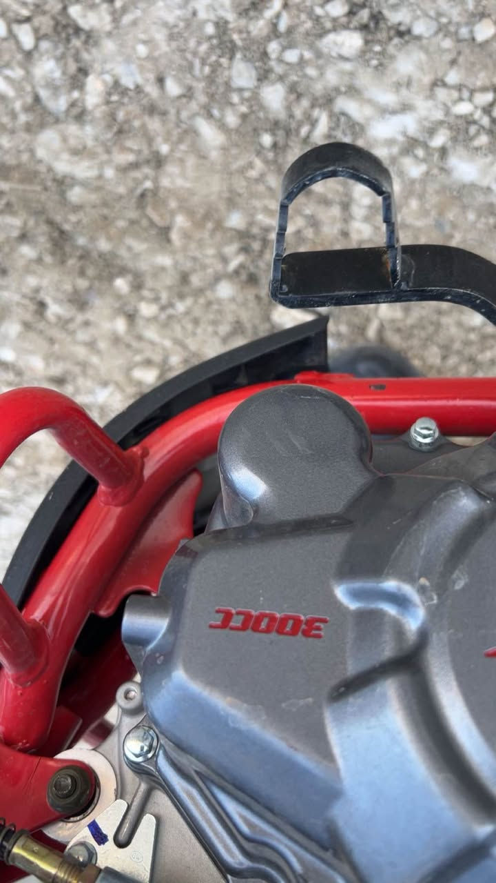 Crx122 makina 300ccزور خاوێنە حساب سفرە لە قواتی نایابە ماتورەکە مودێل٢٠٢٥ ژ.م*********** مرغصور, أربيل
