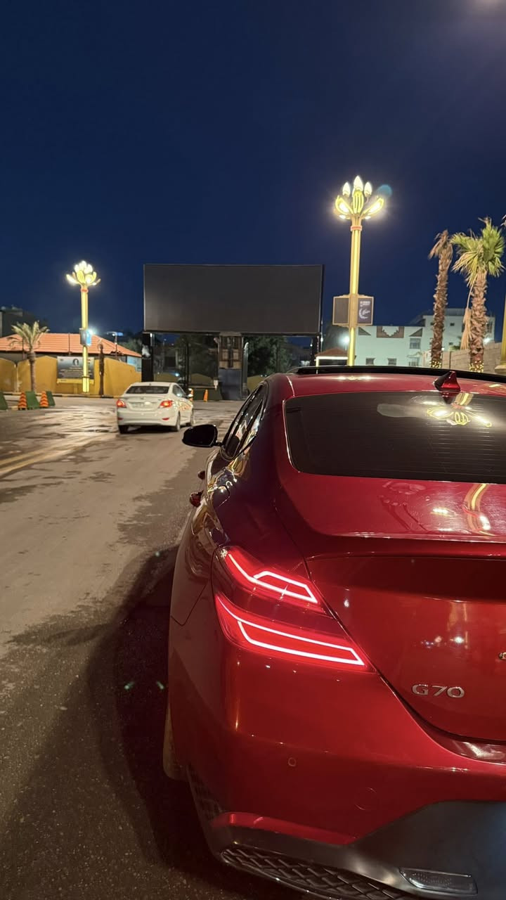 سلام عليكم
G70 
V4 Tun Turbo
اعلى فئه2023
مري قلاب 
كنشهات كهرباء تبريد تدفئه 
شفتات ستيرن 
5 مودات قيادة
تحديد مسار 
نقاط عمياء 
رادار امامي خلفي 
ويل 20 استرو
منضومه لد زنون
سياره مكينه كير كفاله بشرط 
سياره حادثها ب امريكا جاملغ+ بنيد استبدال في وكالة Genesis
سستم ايرباك راجع وكاله 
وبيها باب كلير ب امريكا 
سعر 220
*********** بغداد المحموديه
