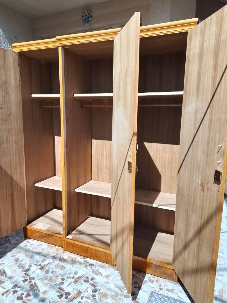 السلام عليكم كنتور 3باب تزكام داخل خارج صاج 5ملم زان مصري ضهر چرچوبه شد براغي السعر 290 وبي مجال الشراي يتصل على الرقم *********** ويوجد توصيل داخل النجف الاشرف @إشارة النجف, العراق
