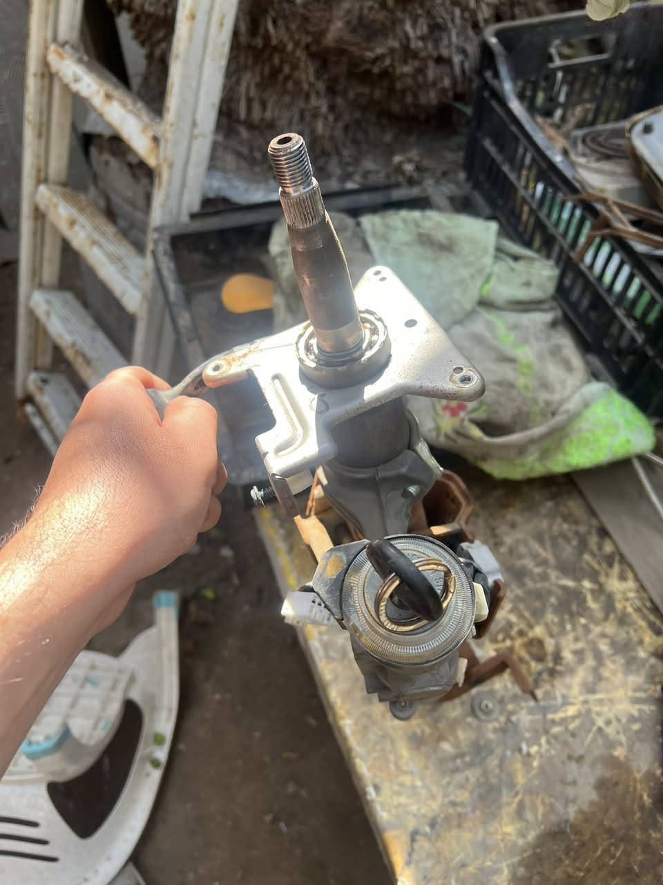 سلام عليكم
غراض سبورتج للبيع
جوزة هية ولسويج مال كصة مال فول 

مجمع اشاير وما ماسحة وياهة شريط ستيرن

غلافة ستيرن كامل بدون شخط او ضربة او كسر

وموجود ستيرن كامل هوة والايرباك مالتة 

كلهن مال كصة حاوية


**إذا كنت صاحب هذا الإعلان وتريد حذفه لأي سبب، رجاءا أرسل رسالة إلى الدعم الفني**