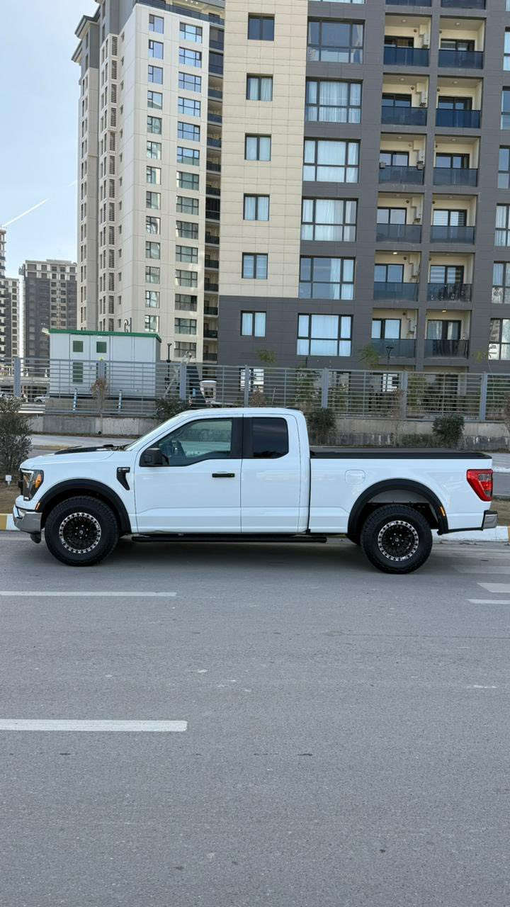 للبيع او مرواس فورد f150 موديل 2023 محرك 8 سلندر سعه 5000 سياره جاهزه حادث جاملغ وبنيد سعره 20500$ مكانه بغداد ***********
