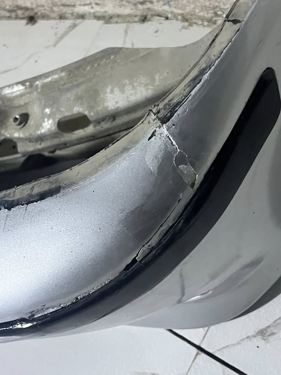 سلام عليكم
دعاميه اماميه M كامله هيه وبلاجكتورات 
بيه كسر صغير ومبين ب تصوير 
مكان حله سعر 70

‭0781 939 7710‬
