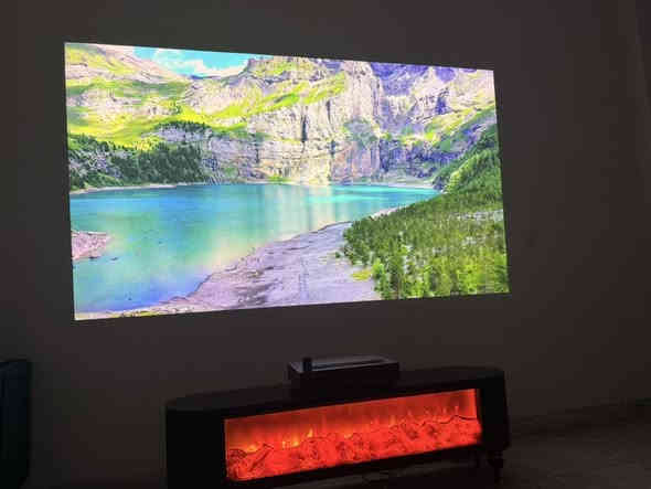 من الافضل في العالم  4k ليزي 

لأصحاب الكوفي شوب والصالات الكيمنغ  والألعاب الرياضيه  ومحبين السينما المنزلية 
جمله مفرد
4k

من الأفضل في كل أنواع الداتا شو 

راح تجرب شي تحفه وجدا ممتاز وراقي 

رجاءً التواصل خاص او واتساب 

من الافضل في العراق من ناحيه المواصفات في الصوره والدقه 

تربطه عل بلي راح يطلع شي خيالي وراقي جدا 

راح تشوف الصور وتحكم

سينما عالم ثاني 

داتا شو ليزري 4k

WEMAX Nova True 4K Ultra

HDR 10

150 بوصه

Smart Android TV

ALPD Laser

2100 ansi lumens

صوت ستيريو 

Dolby Audio DTS HD 30 W

نسبة تباين الصورة 1500000:1

جديد 

للحجز عبر الخاص

او 

واتساب ***********
