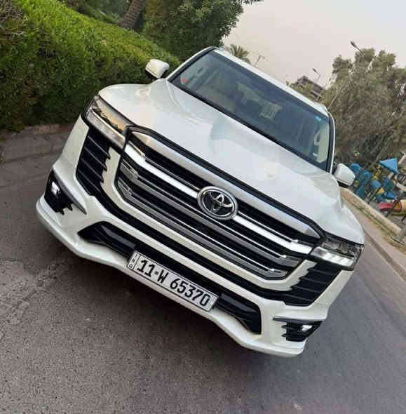 تويوتا لاندكروز GXR LIMITED موديل 2023 وكالة ساز 
(SAS العراق)
ماشي 39 ألف كم فقط
مكفولة كفالة عامة من كلشي،
عدا تكحيلة خفيفة بالدعامية الأمامية و أصبع PDR بارد بالجاملغ الخلفي.

مواصفات السيارة:

فئة GXR LIMITED أصلي مال ساز (فول الفول 1/1).

محرك 6 سلندر – 4000cc – تنفس طبيعي.

بصمة + تشغيل عن بُعد.

ثلاجة.

كراسي كهرباء مع تدفئة وتبريد.

مرايا كهرباء.

سلايد + صندوق كهرباء.

Auto Hold.

لد بلادي بالشباك الأمامي + لد خلفي.

4 كاميرات + حساسات أمامية وخلفية.

زينون.

شاشات + تطبيق أصلي.

شحن موبايل وايرلس.

السيارة فول مواصفات وكل أغراضها موجودة بدون نقص.

إدامة كاملة بالوكالة – السيارة مثل الزيرو وبعدها ضمن ضمان الوكالة إلى نهاية 2026.
الرقم: بغداد – مشروع وطني (تحويل مباشر ثاني يوم)

الــســعــر 🟥 :: الـــرد تـلـقـائـي 💎

رقم صـــاحب السيارة: ***********
