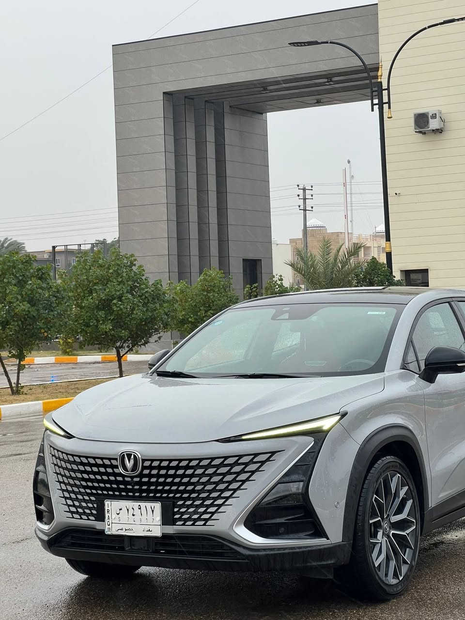 سلام عليكم:شانجان UnI-t 2023  رقم بغداد ماشية 65كم  مفولة (بصمة-رادارات-تشغيل عن بعد)كلين +مغلفة ppf السعر (١٧٥وبيها مجال )مكان ديالى بعقوبة للاستفسار اكثر اتصل عل الرقم ***********
