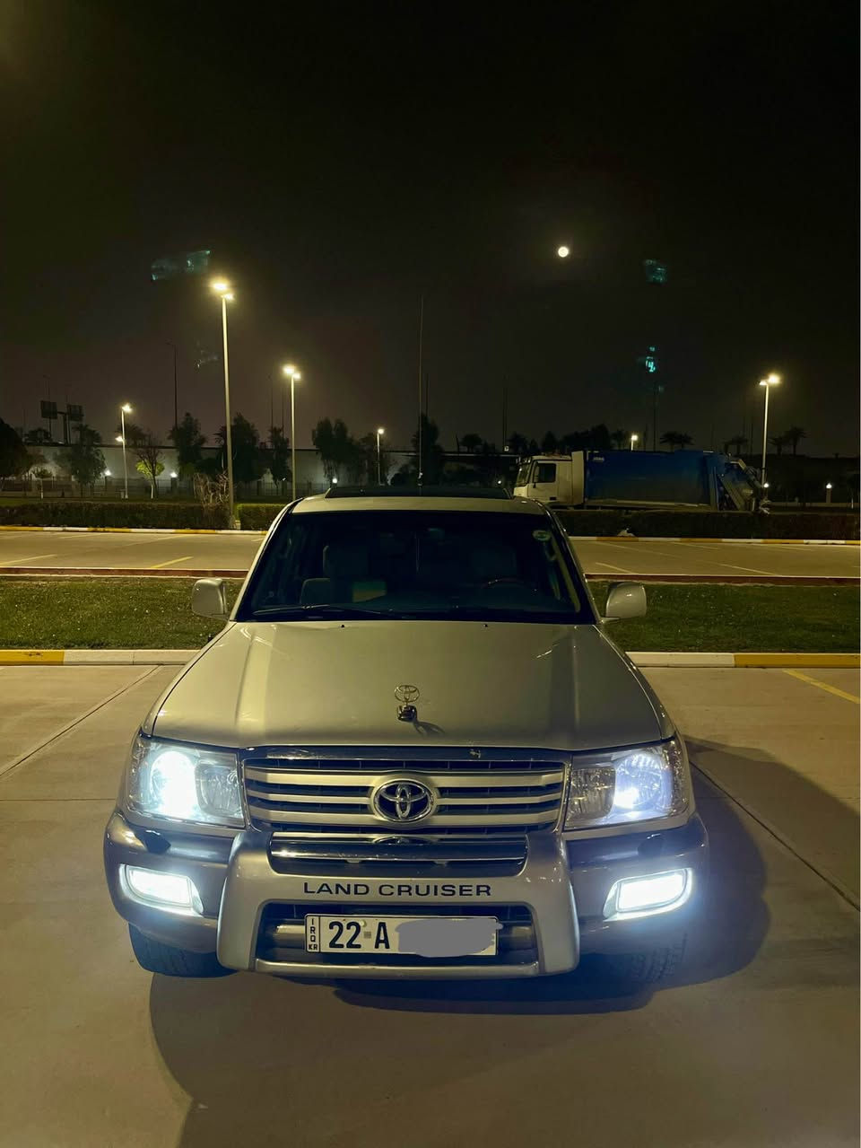 مۆنیکا مۆدێل ٢٠٠٦ فول مواسەفات ( دیفلۆک ) GXR .V6 
گێڕ و مەکینەی بەشەرت سەرف و بوخار و دوکەڵ و دەنگی نییە تەپەی گێری نییە بەشەرتی ١٠٠ فیتەر بێ بۆیاغ هیچی پێوە نییە ٢ شوێن ساردی هەیە پێوەی دیار نییە سەقفی وەک شوشەیە بەشەرتی ئەوەی قۆپی نەبێت غازی ئیتاڵی بۆ بەستراوە ٤ تایەی لۆکی لەژێرە تەحویل و غڕامە و بەناو کردن بەشەرت رەقەم و سەنەوی تازەیە دەعامی بۆ دەعامی چرکە و ٥٠٠ دۆلار بشکێنە تەبرید و تەقە و رەقەی بەشەرت بەرگی دەرگاکانی وەک بیلاد ماوە سەقفی بەرینەداوە سعری ٢٠٣ گەڵاو کەمێک محامەلەی تێدایە *********** أربيل, العراق
