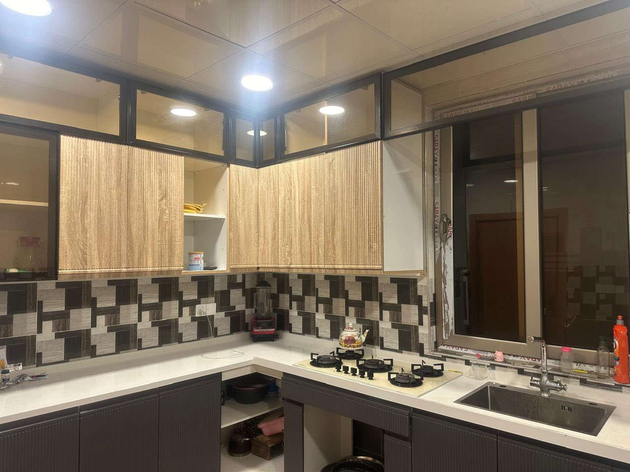 🏠دار للبيع مع الاثاث

مجمع بيتي السكني الزون الثالث📍
على حديقة 
المساحة 200 متر (نرجس)
مساحة البناء 
المقدمة 125 مليون  
السعر الكلي 190 مليون 

يوجد عروض اخرى في مجمع بيتي السكني 

☎️للاستفسار عن هذا العرض او باقي العروض

 ***********
***********

📍نستقبل جميع العروض داخل وخارج المجمع
